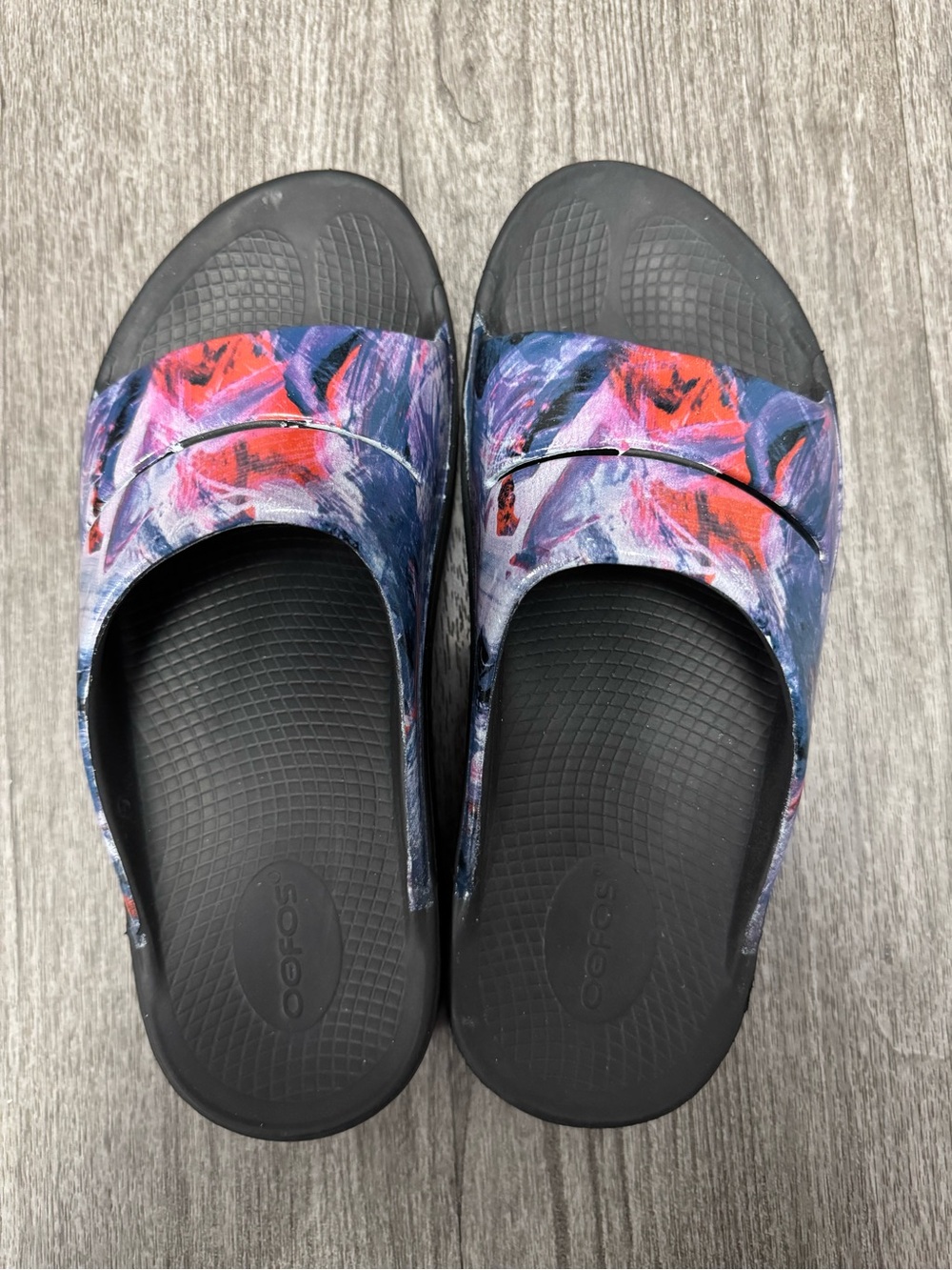 OOFOS OOahh Limited Slide recovery sandal in the Canyon Sunlight abstract